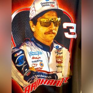 Men’s vintage  Dale Earnhardt t shirt